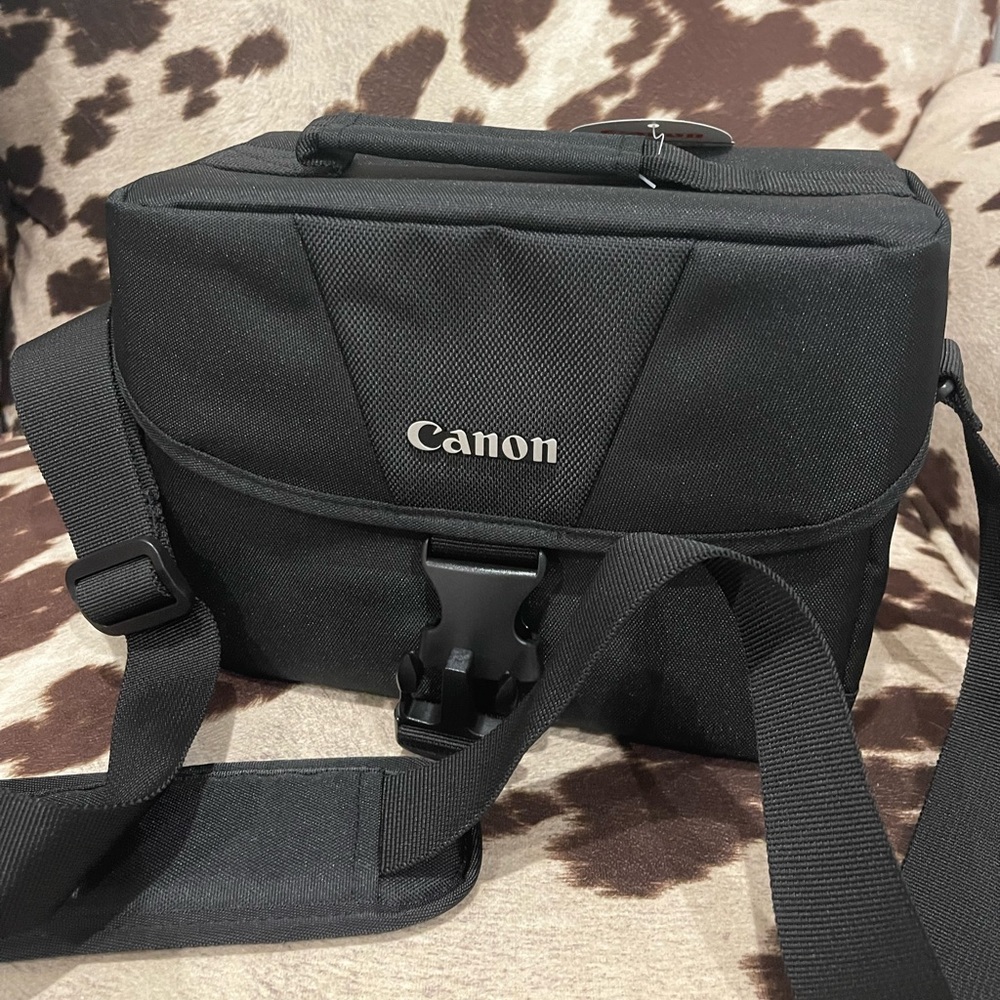 Canon 200ES shoulder bag